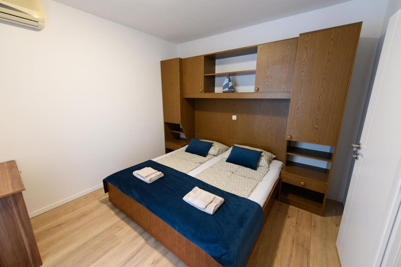 Cozy Beach Apartments Makarska Exteriör bild